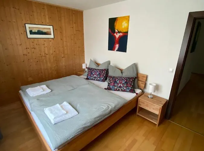 Gemuetliches Haus In Am Attersee Seewalchen