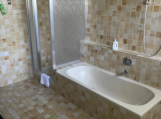 Gemuetliches Haus In Am Attersee *