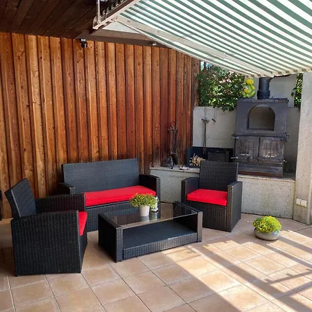 Gemuetliches Haus In Am Attersee